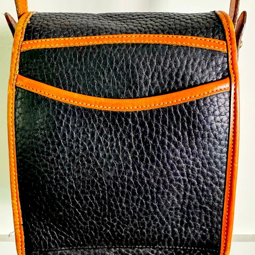 Vintage Dooney Bourke Black All Weather Leather Small Essex Crossbody Bag